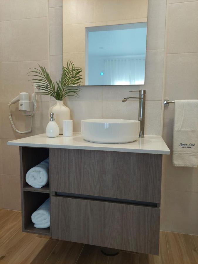 Lagoa Azul Guest House II วิลานอวา ดิ มิลฟงติส ภายนอก รูปภาพ