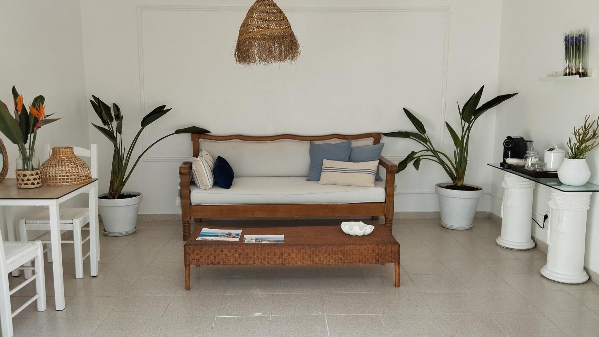 Lagoa Azul Guest House II วิลานอวา ดิ มิลฟงติส ภายนอก รูปภาพ